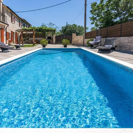 Holiday home Ivka Pula